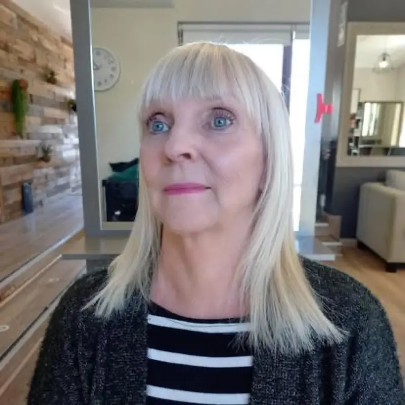 Blonde with fringe